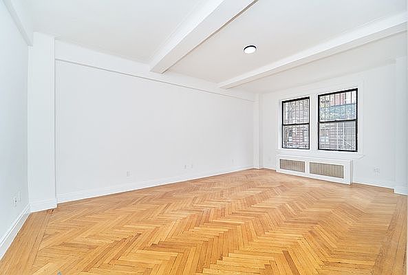 1st image of 600 W 111th St #1D
