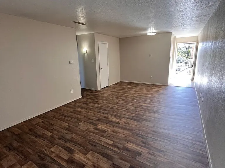 Echols 1500 - Sedona Apartments — Photo 22