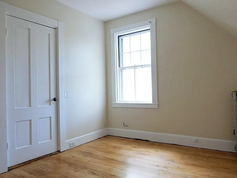 81 Oxford St #3 — Photo 5