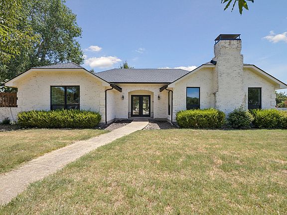 4th image of 1205 Whispering Ln