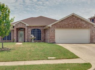 1012 Cove Hollow Dr, Cedar Hill, TX 75104
