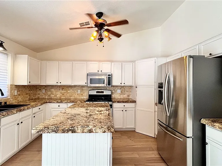685 Pansy Pl — Photo 7