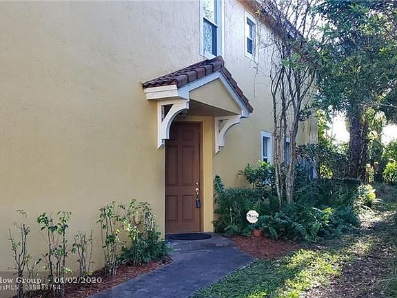 5th image of 961 Pipers Cay Dr
