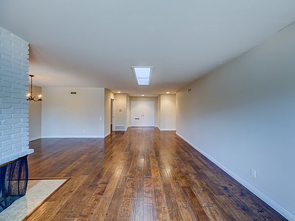 4th image of 16630 San Salvador Ct