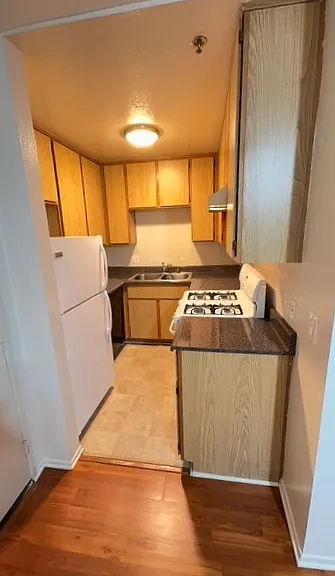 290 N Madison Ave #110 — Photo 6