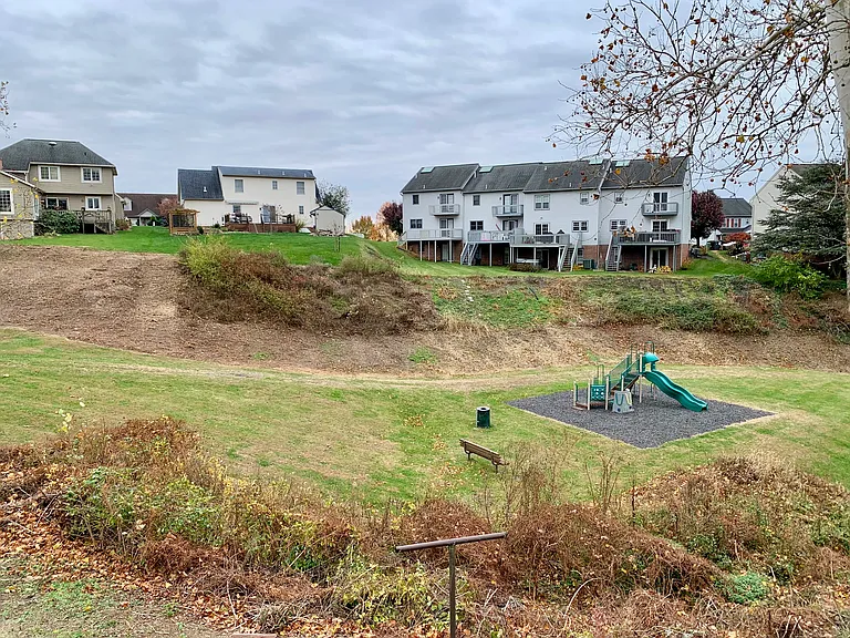 215 Mason Dr — Photo 4