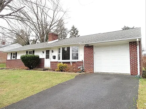 1656 Esbenshade Rd Photo 1