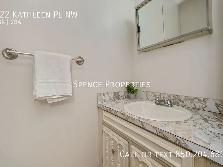 322 Kathleen Pl NW — Photo 20
