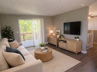 910 S 42nd Ave APT D1, Yakima, WA 98908