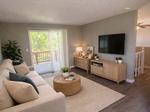 910 S 42nd Ave APT D1, Yakima, WA 98908