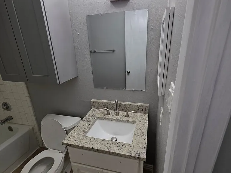 2419 E Timberview Ln — Photo 4