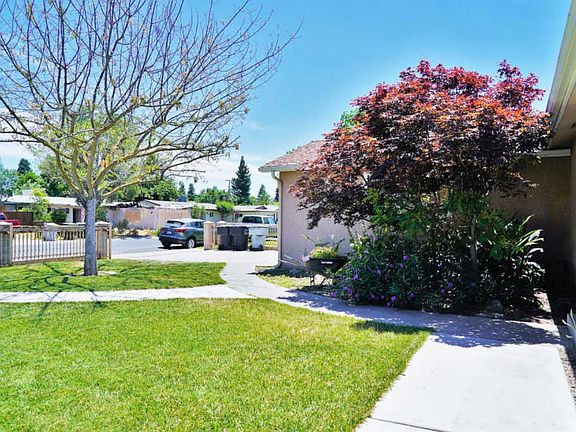 5th image of 3333 S Dollner St