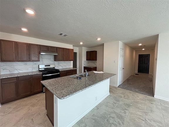 4th image of 2018 Katalonia Ln