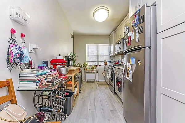 Rented by Bouklis Group | media 5