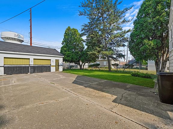 5th image of 204 28th Ave