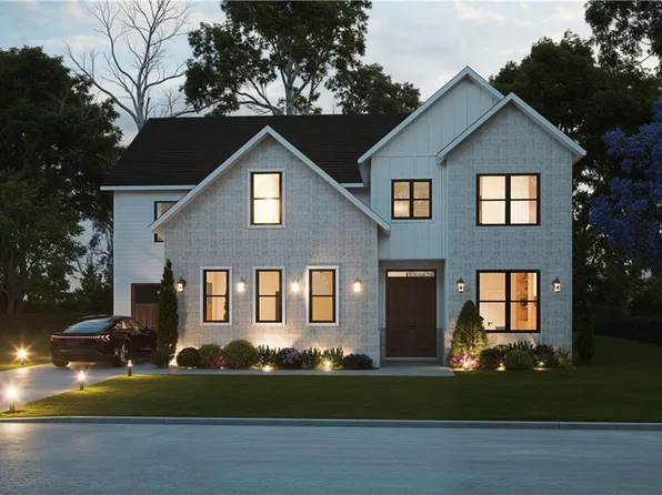 4998 Hidden Branch Dr, Sugar Hill, GA 30518