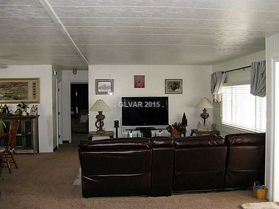4th image of 5031 Royal Dr