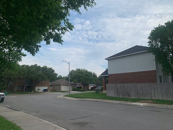 5th image of 13005 Vista Holw