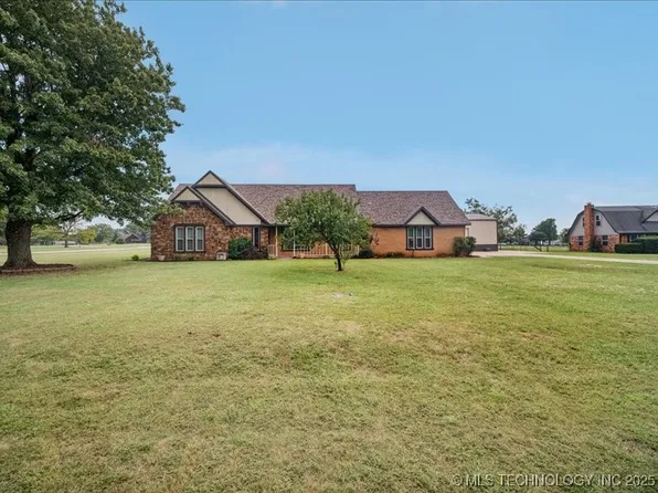 8221 N 166th East Ave, Owasso, OK 74055