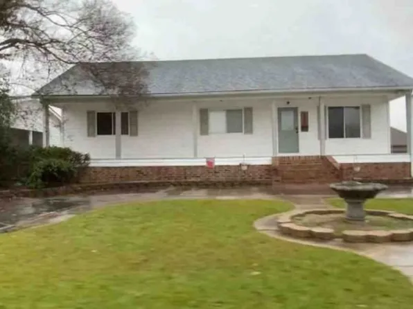 821 E Santa Clara St, New Iberia, LA 70563