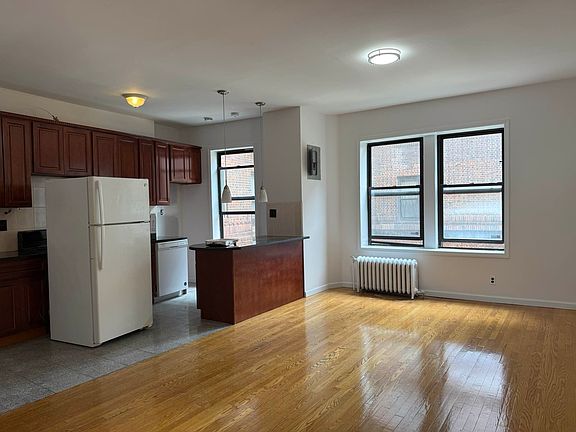 4th image of 11714 Union Tpke APT Bb4
