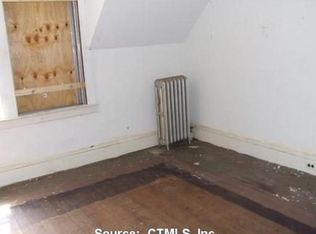 62 Division St, Norwich, CT 06360