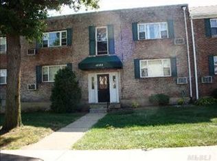 1033 Rottkamp St APT 1, Valley Stream, NY 11580