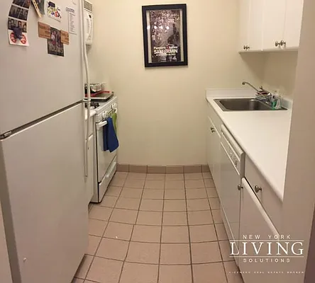 Rented by NY Living Solutions | media 30