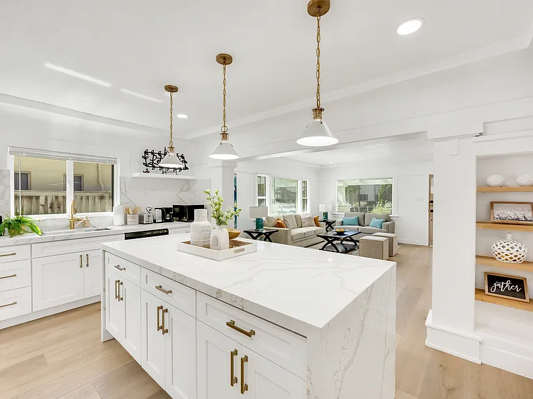346 Molino Ave — Photo 27