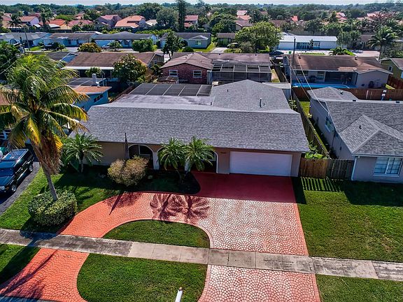3rd image of 9660 NW 20th Place