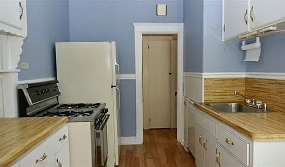 4th image of 165 Highland Ave #0