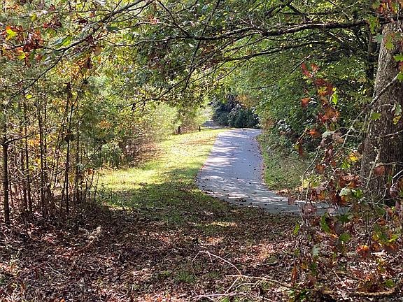 5th image of 123567 Hwy 64 E