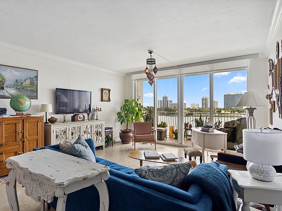 5th image of 10350 W Bay Harbor Dr APT 7F