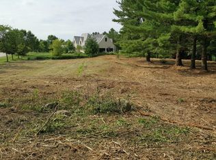 13855 N Pine Blf, Mequon, WI 53097