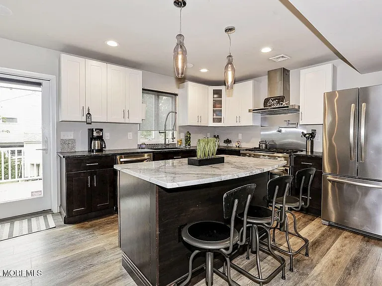 265 E Virginia Ave — Photo 4