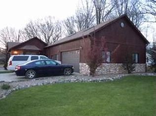 32221 Hickock Rd, Chesterfield, MI 48047
