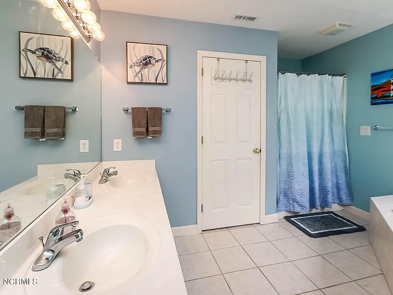 404 Commerce Ave #D — Photo 10