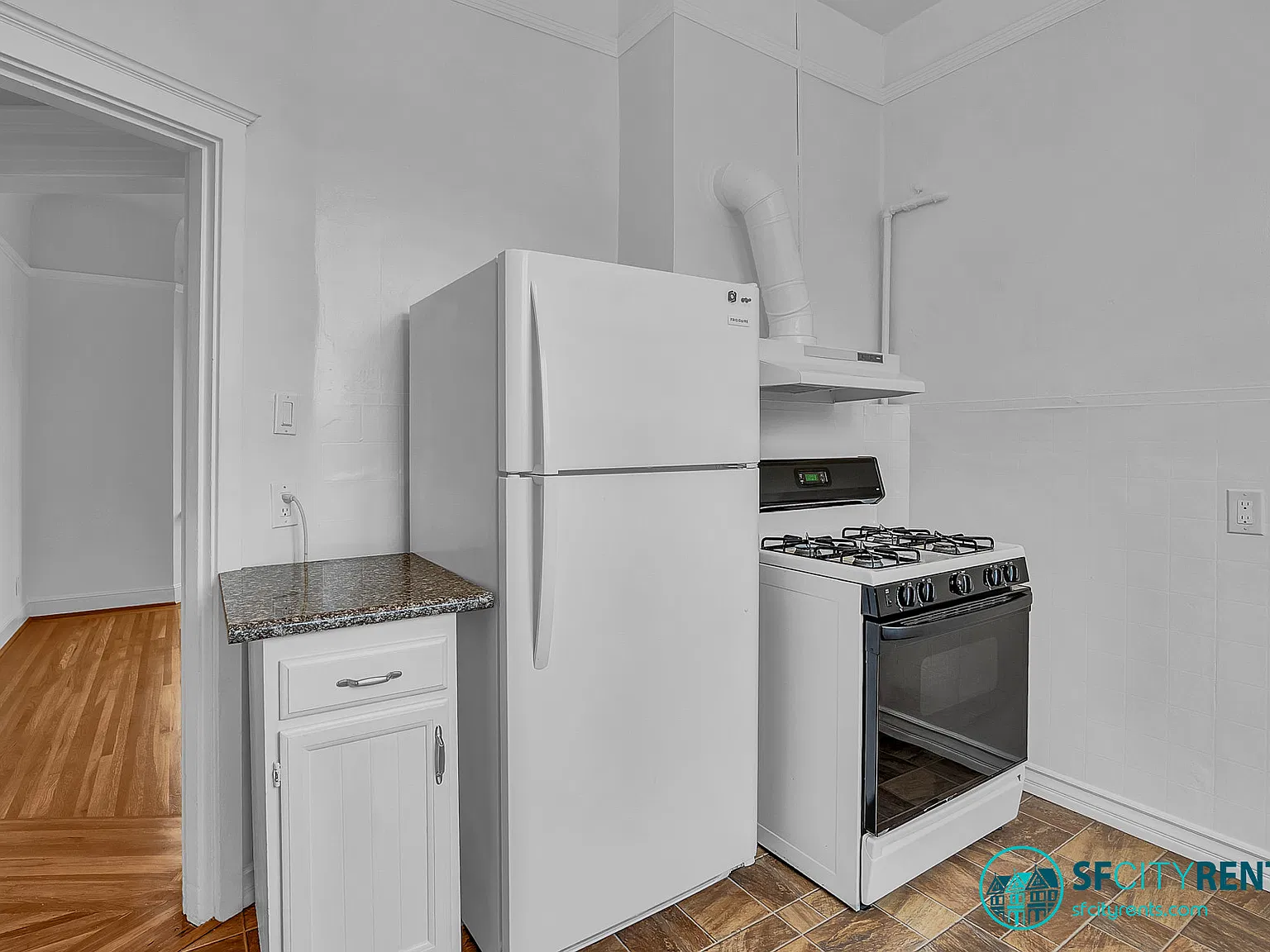 1 bed, 651 sqft, $4,200 — Photo 3
