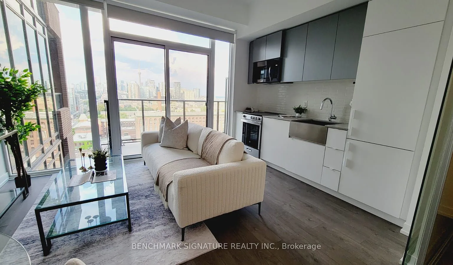 2 bed, $2,500 — Photo 4