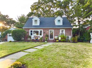 605 Shore Rd, Linwood, NJ 08221