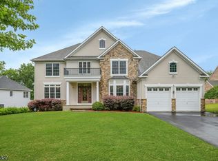 11 Skyview Ter, Riverdale Boro, NJ 07457