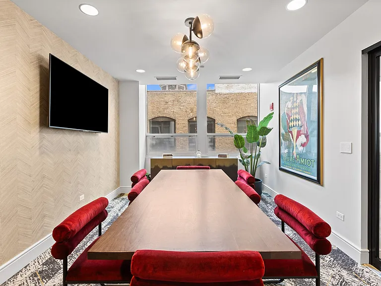 Flair Tower Apartments — Photo 35