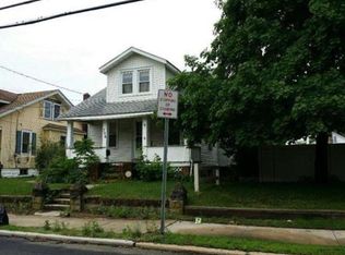 706 S 2nd St, Millville, NJ 08332