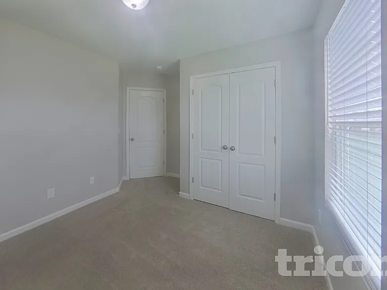 532 Gentle Breeze Ln — Photo 13