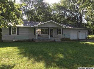 1140 Low Gap Rd, Owens Cross Roads, AL 35763