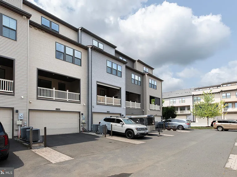 43306 John Michael Ter — Photo 46