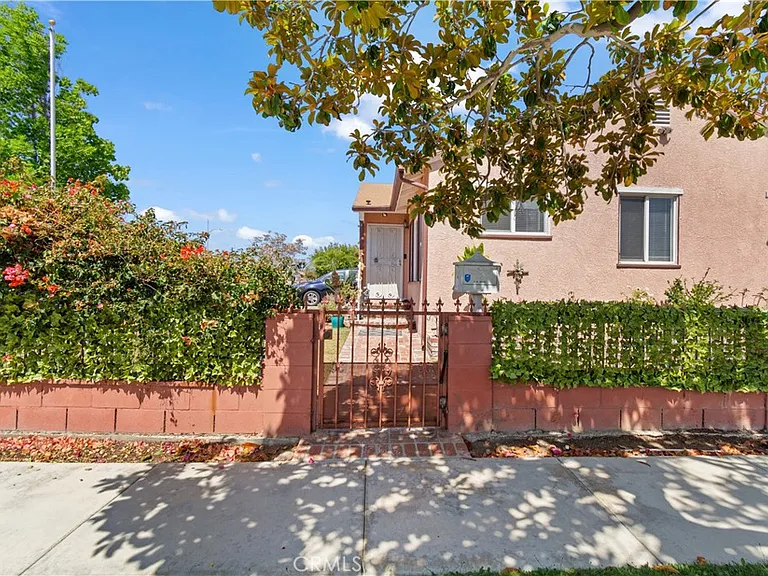 4503 Darien St — Photo 2