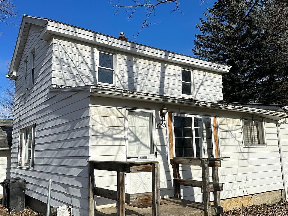 1st image of 1223 Maginn Ct