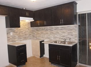 1321 El Toro Dr #2, Bakersfield, CA 93304