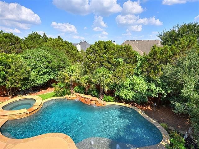 1st image of 8031 Bottlebrush Dr